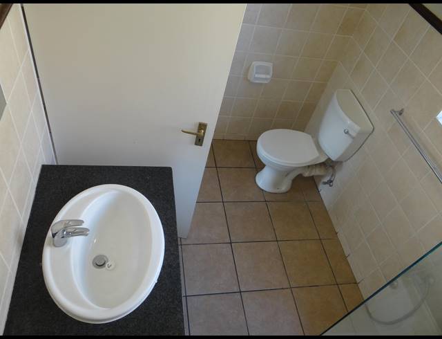 2 BEDROOM APARTMENT TO LET IN FAERIE GLEN